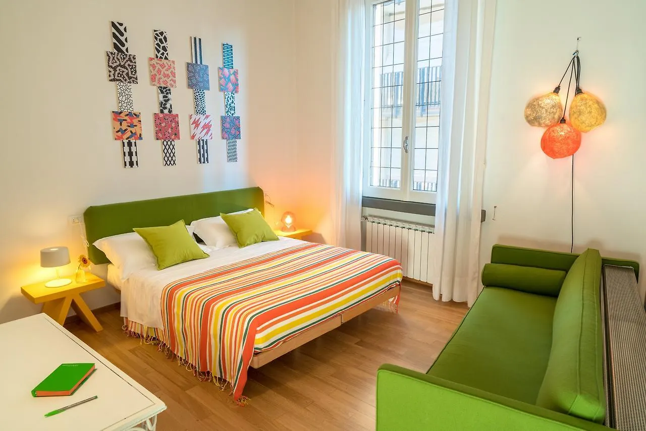 Zip B&B . Design In فلورنس فندق مبيت وإفطار