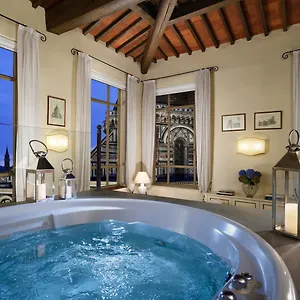 Palazzo Niccolini Al Duomo Hotel