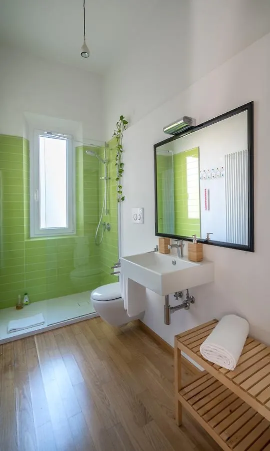 *** Bed & Breakfast Zip B&B . Design In Florence Italy